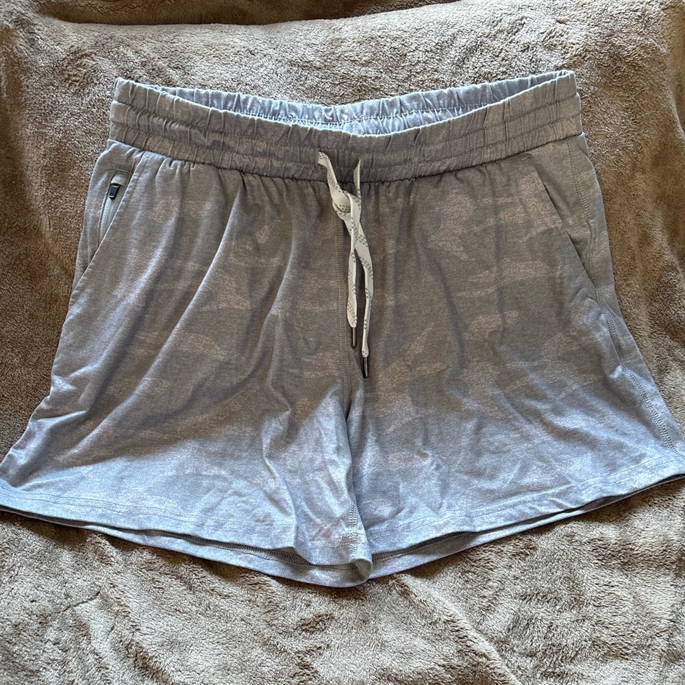 camo shorts